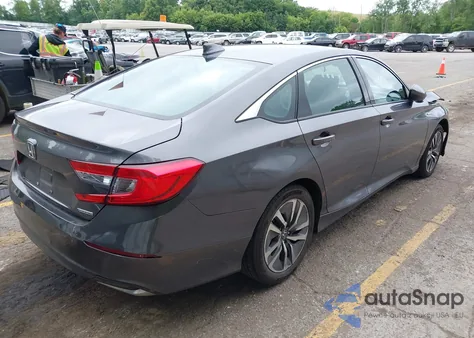2018 Honda Accord Hybrid from USA, damaged, VIN 1HGCV3F1XJA012329